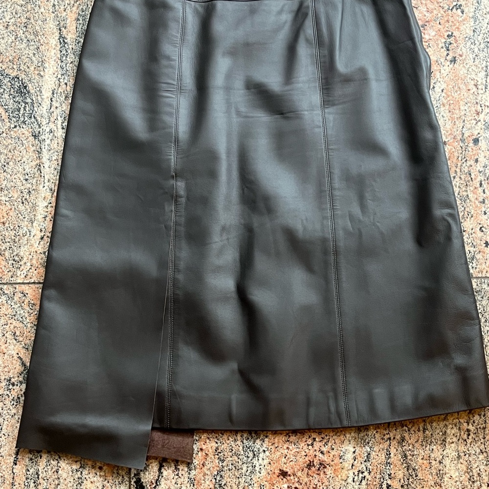 Chanel Skirt sz 38 Brown Leather